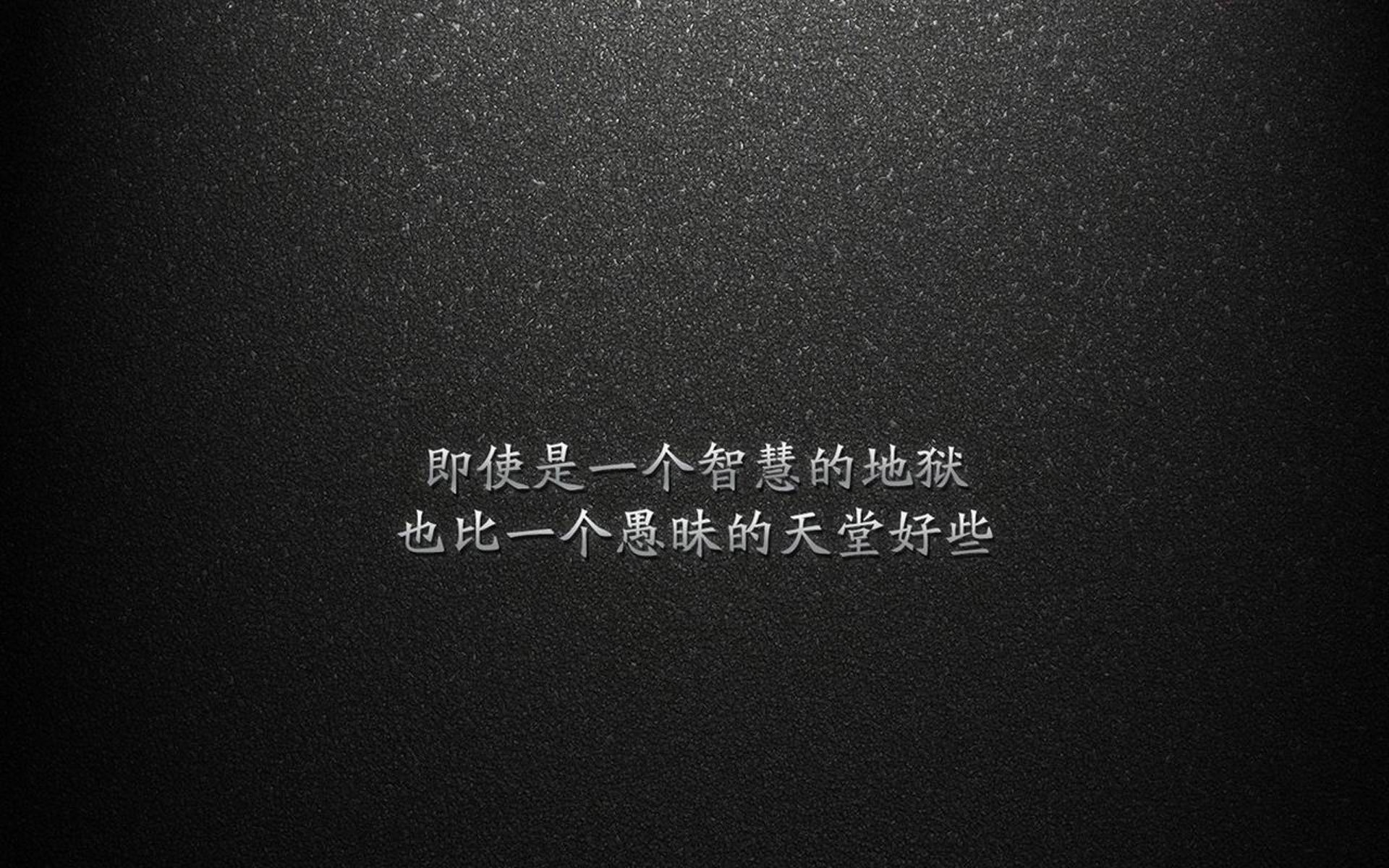 晚间灯光跑比赛，点亮城市的运动星空，灯光下跑步的说说
