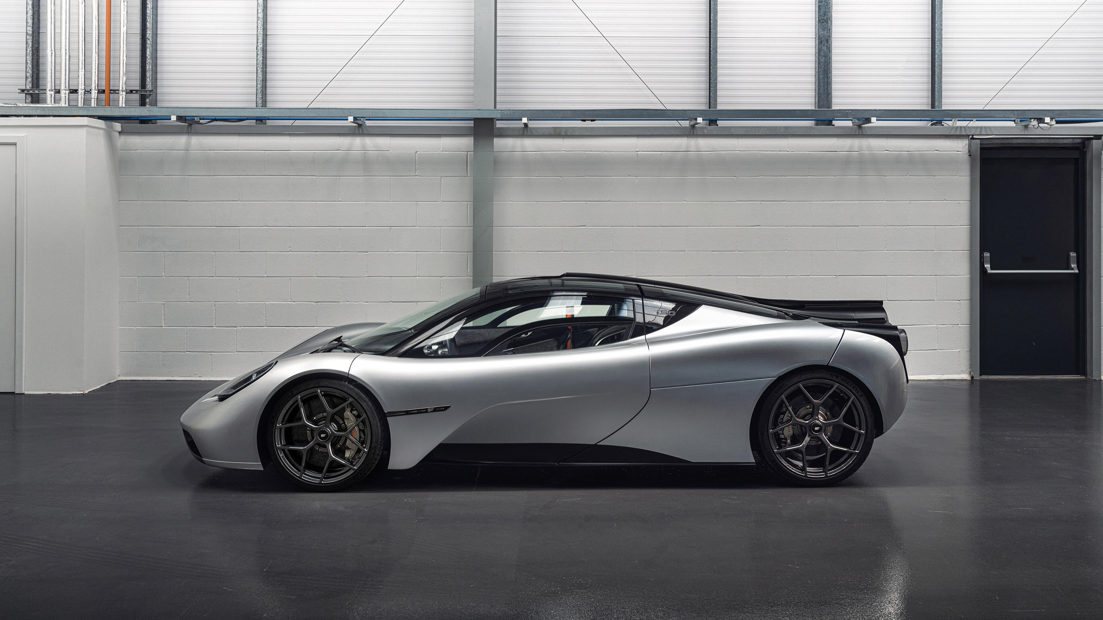 九游官网下载电脑版-新型球台面料提升比赛稳定性与速度，台球材质种类