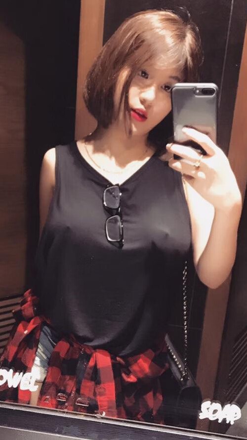 德甲快节奏:攻防变幻莫测,令人目不暇接,德甲最快速度