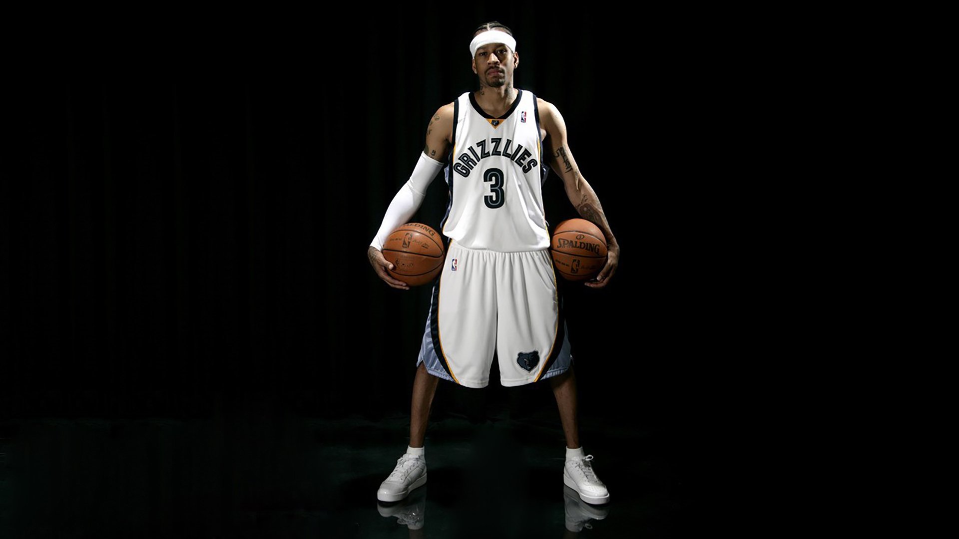 在2019年总决赛第六场，库里一人拿下23分，关键时刻多次砍下关键三分，助勇士夺冠